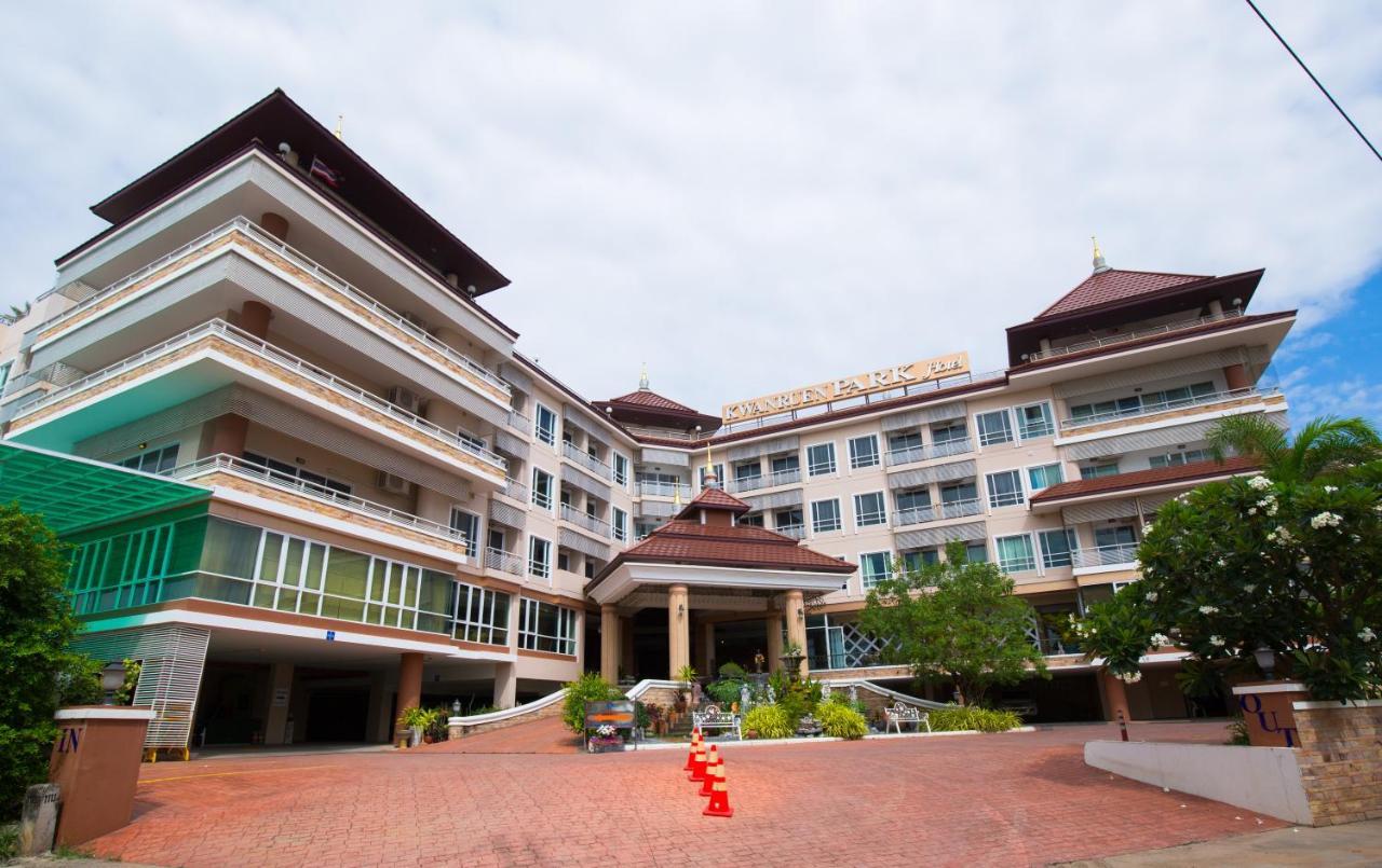 Kwan Ruen Park Hotel Nakhon Ratchasima Ngoại thất bức ảnh