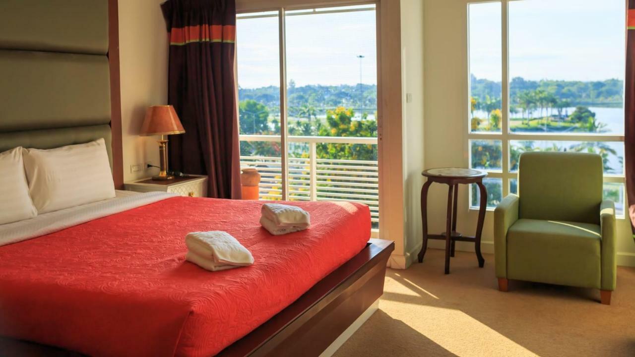 Kwan Ruen Park Hotel Nakhon Ratchasima Ngoại thất bức ảnh