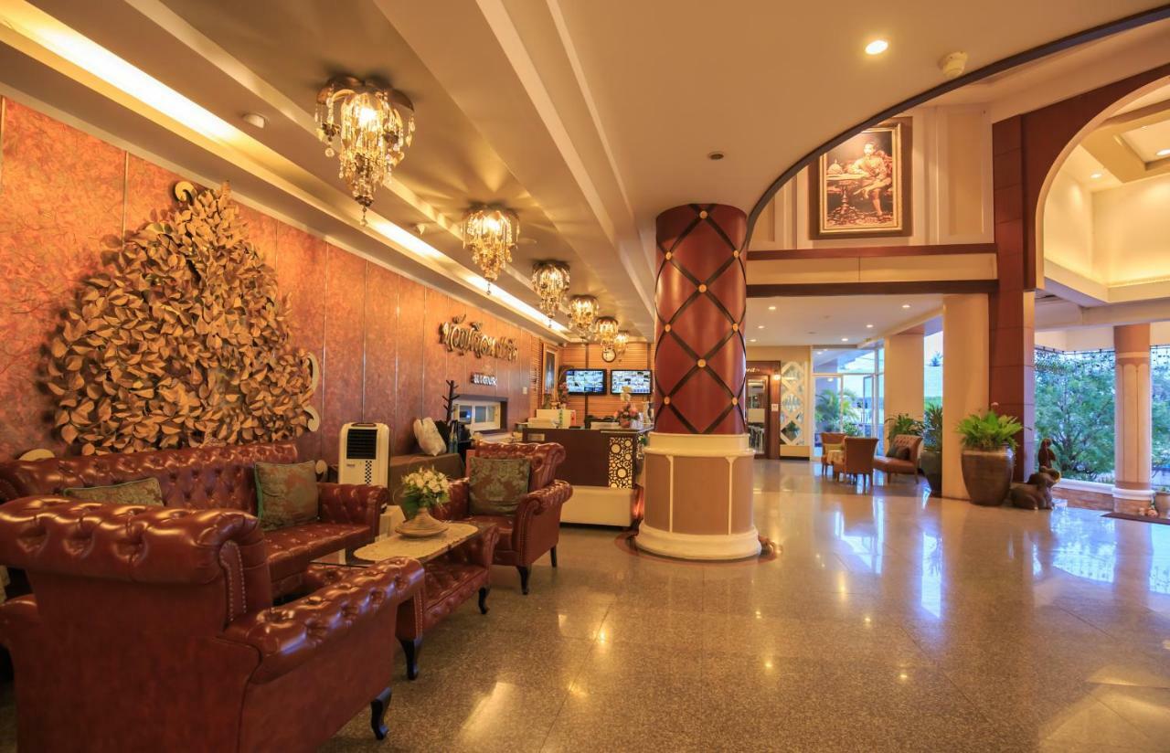Kwan Ruen Park Hotel Nakhon Ratchasima Ngoại thất bức ảnh
