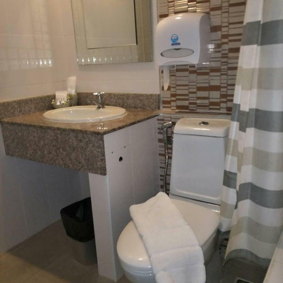 Kwan Ruen Park Hotel Nakhon Ratchasima Ngoại thất bức ảnh